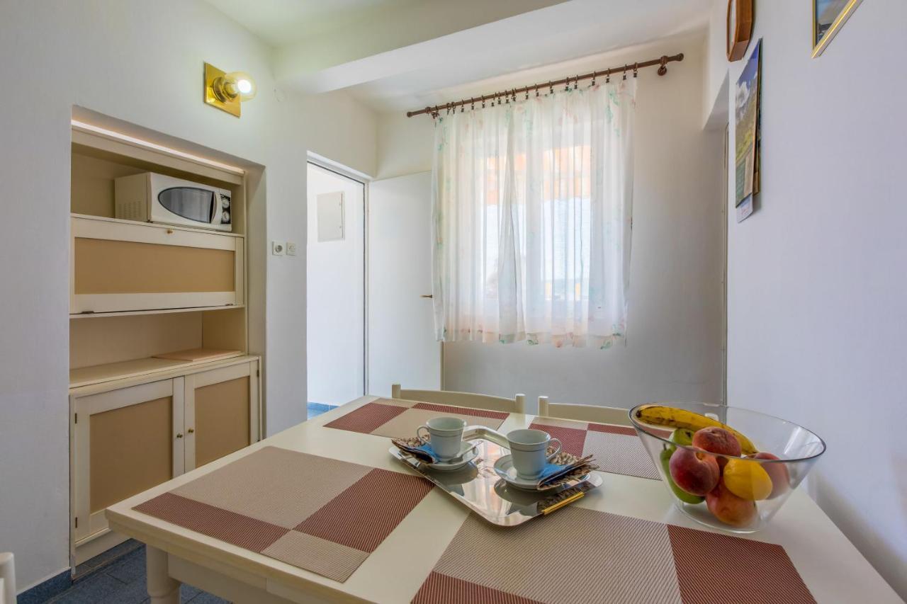 Apartments Danica Dramalj Exterior foto